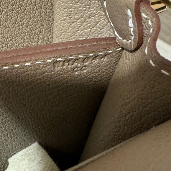 SOLD HERMES Taupe Evercolor leather Mini Roulis 18 Shoulder Bag - Picture 8 of 9